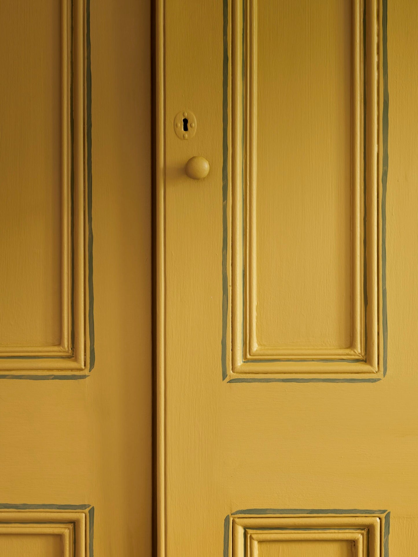 Carnaby Yellow Satin Paint