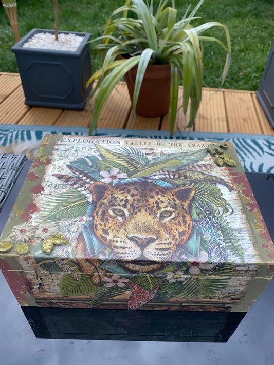 Box decoupage mixed media